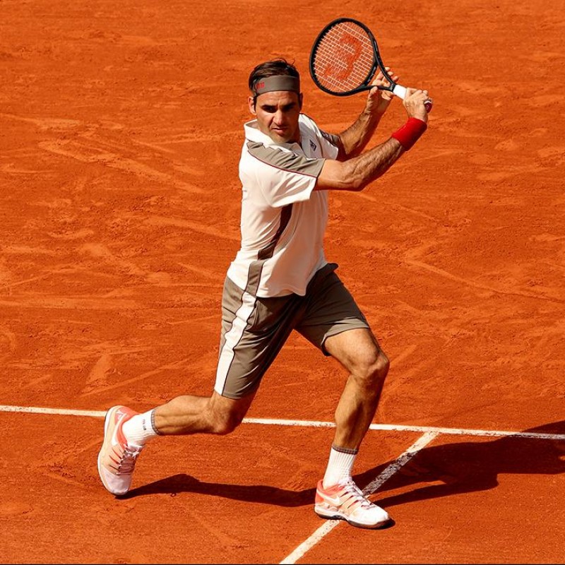 Federer Signed Racquet Display