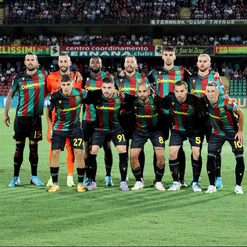 Enjoy the Ternana-Sudtirol Match from Stand B + Walkabout