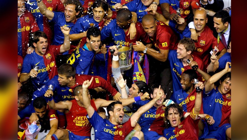 Busquets' Barcelona Match Shirt, Copa del Rey Final 2009