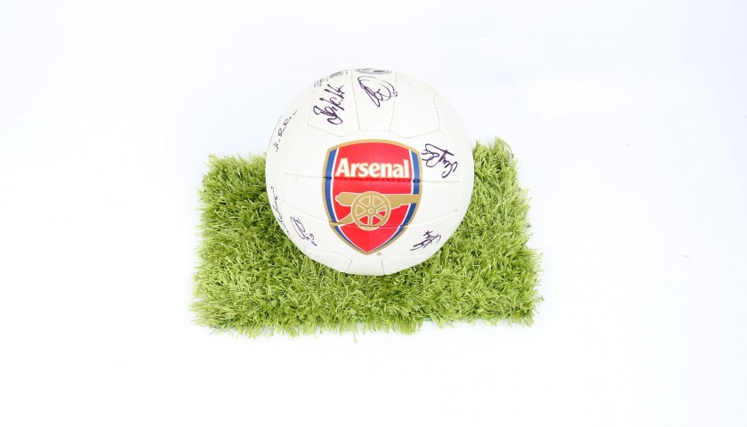 Official 2016/17 Arsenal Ball Signed by the Arsenal Legends