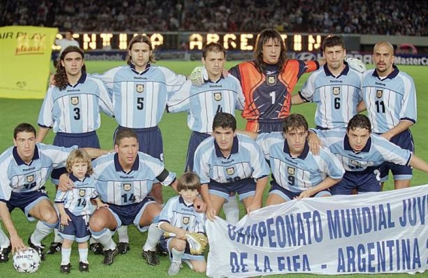 Venezuela Home football shirt 1998.