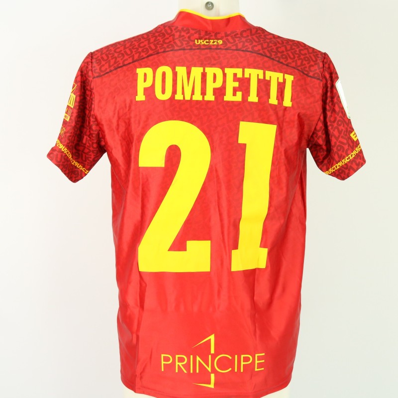 Pompetti's Unwashed Shirt, Catanzaro vs Como 2024