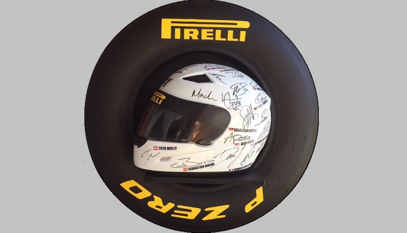 Pirelli 2014 Season Helmet Signed by F1 Drivers 