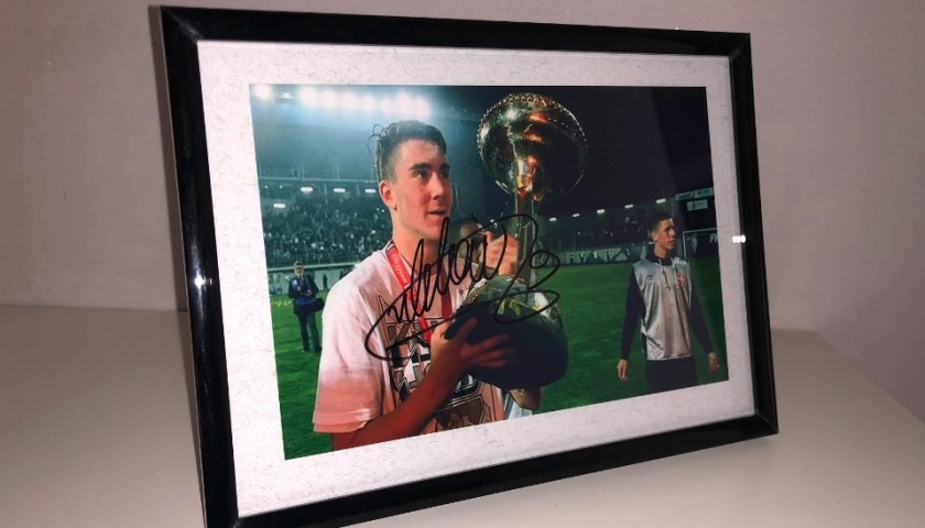 Dusan Vlahovic Signed Photograph