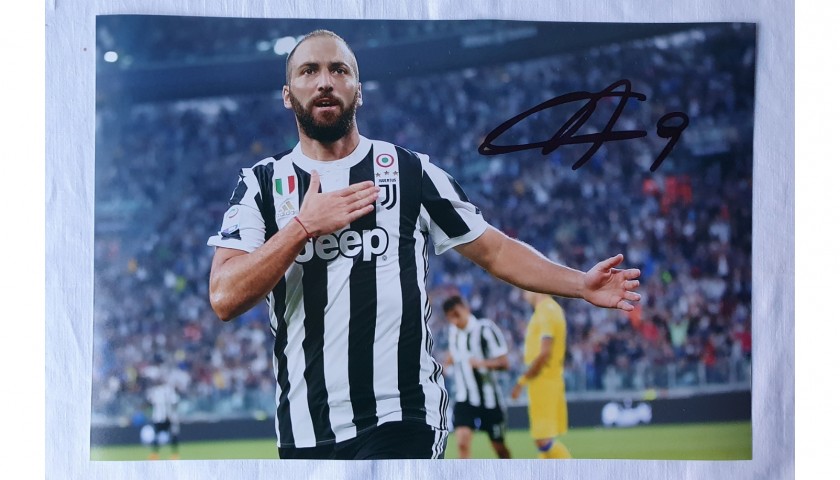 Photograph Signed by Gonzalo Higuain