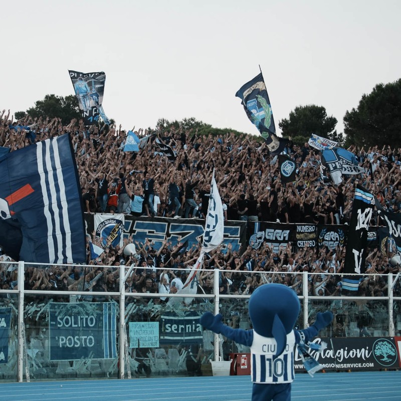 Watch Pescara vs Ternana Play-Off Final + Walkabout