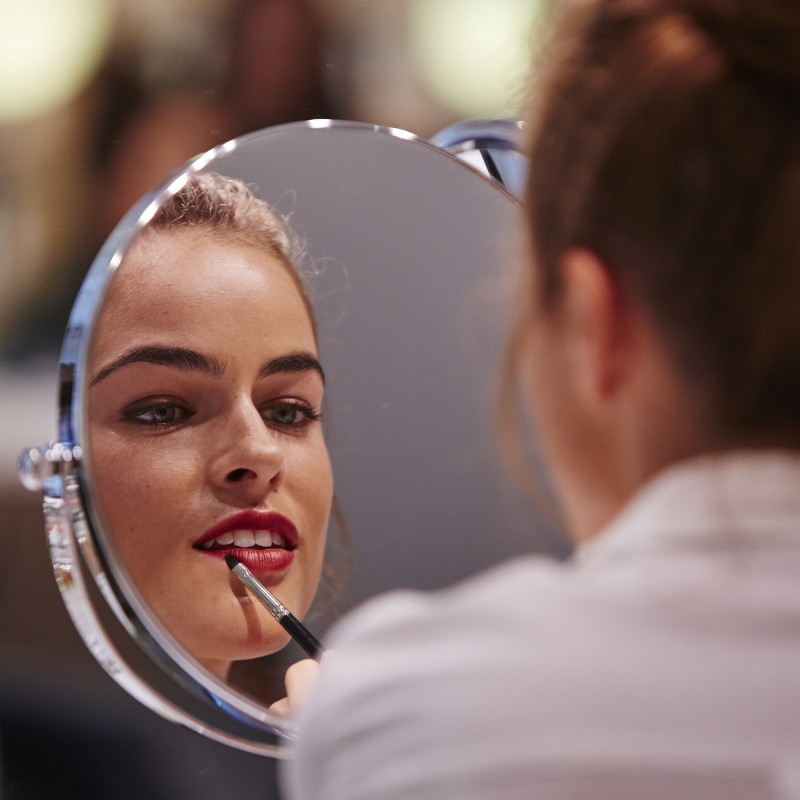 Bespoke Beauty Lesson & Bespoke Lipstick Experience at Cosmetics à la Carte