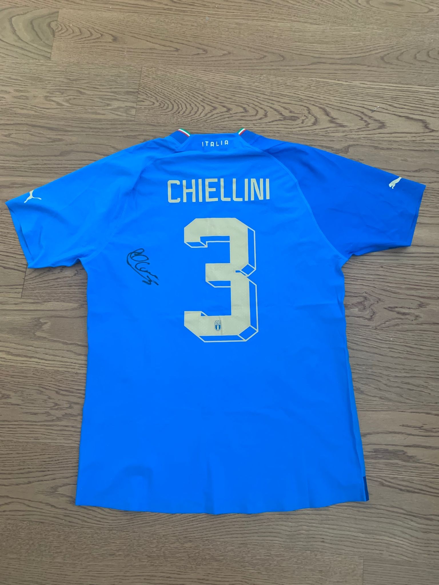 Chiellini's FC Los Angeles Shirt, 2022-2023, Signed with Personalized  Dedication - CharityStars