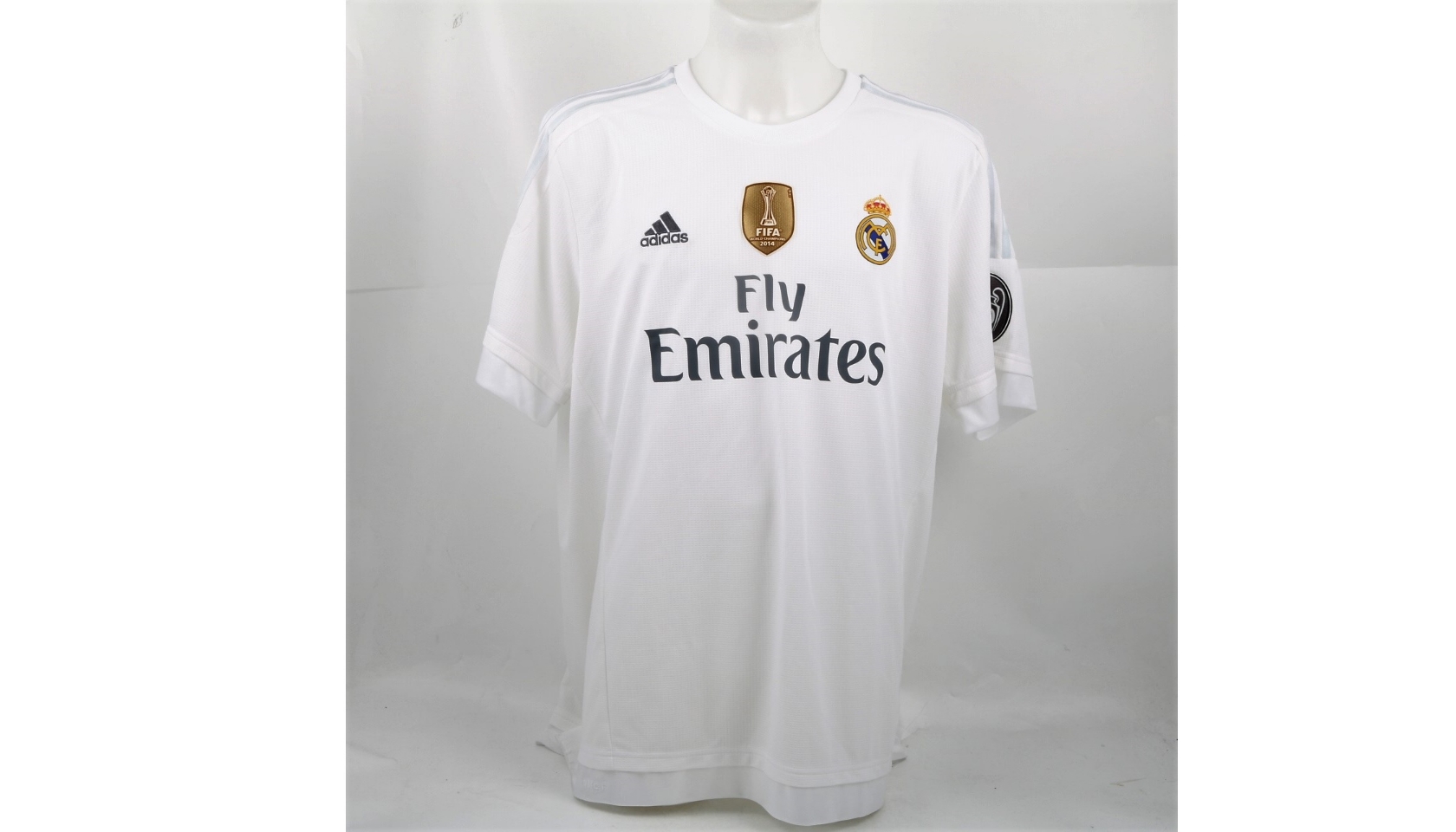 Real Madrid 2015/16 Signed Jersey - CharityStars