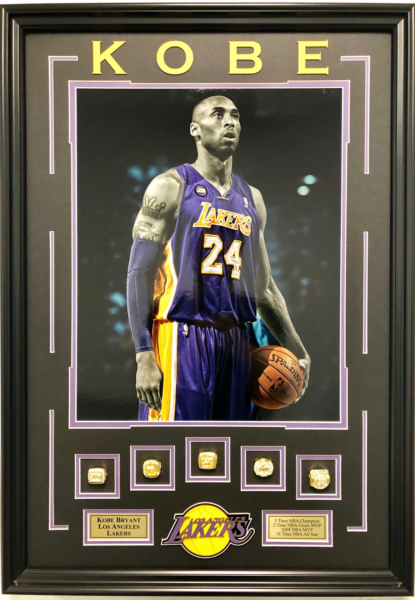 Kobe Bryant World Championship Replica Rings Lakers Shadowbox 