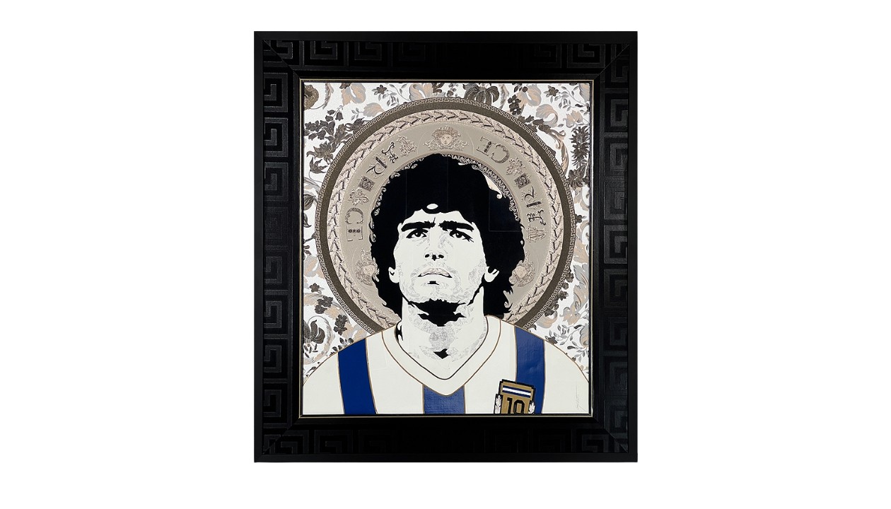 Albiceleste' Original Diego Maradona Versace Home Framed Artwork Signed by  the Artist - CharityStars