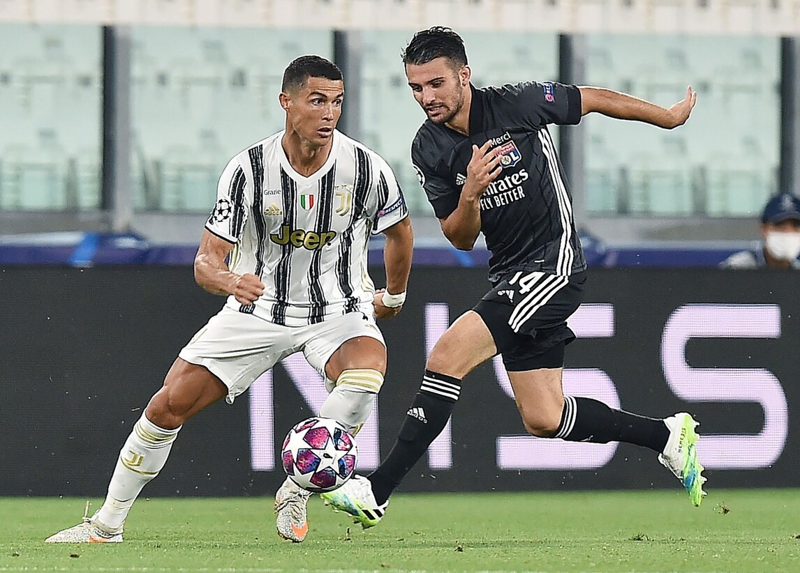 Ronaldo's Juventus Match Shirt, 2020/21 - CharityStars