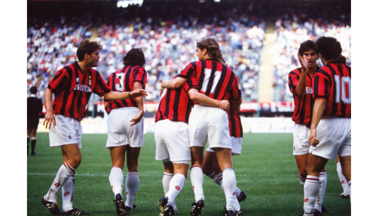 Official AC Milan Shirt, 1993/94 - CharityStars