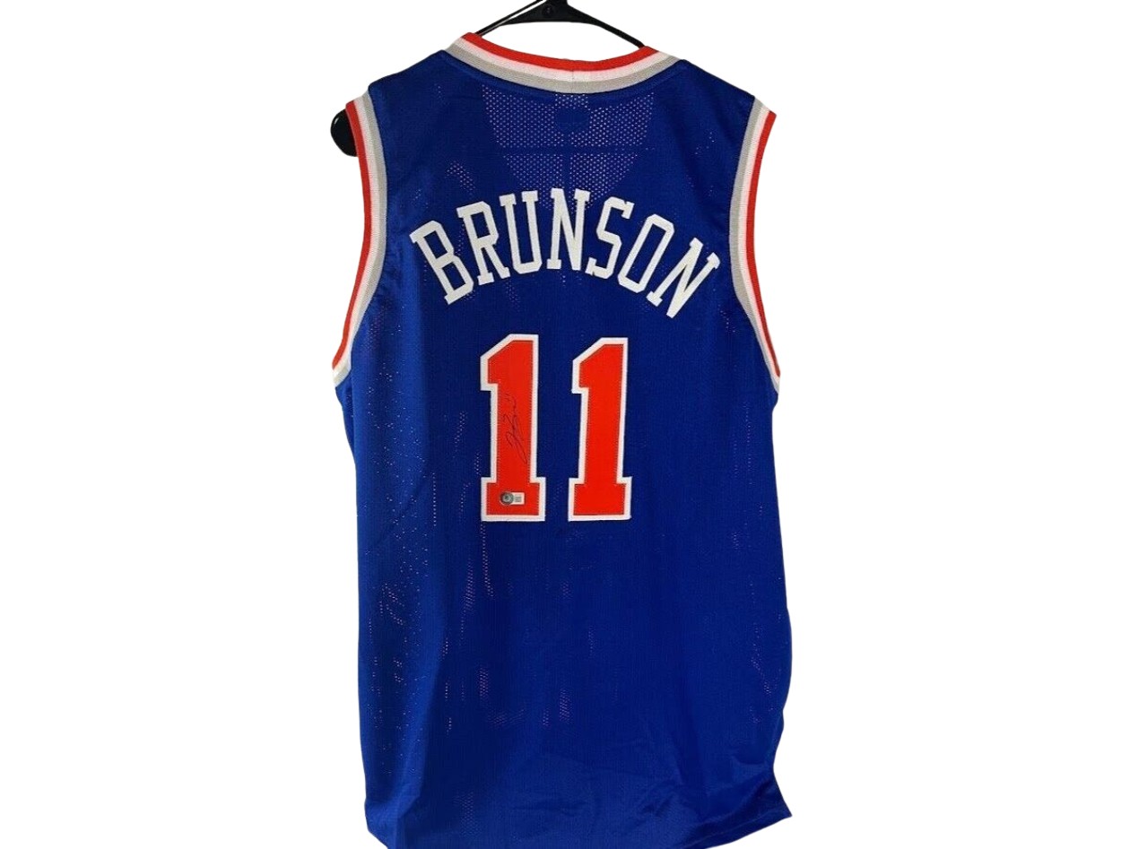 Jalen Brunson Signed New York Knick Jersey (Beckett) 2xNCAA Champ / Vi –