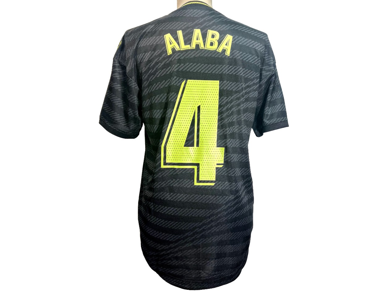 Real Madrid Home 22/23 Soccer Jersey David Alaba #4 Full