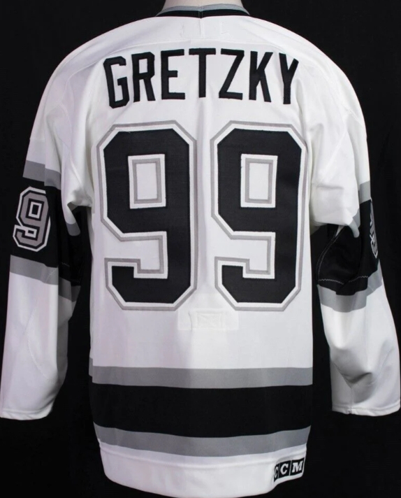 Wayne Gretzky's Los Angeles Kings Signed Jersey - CharityStars