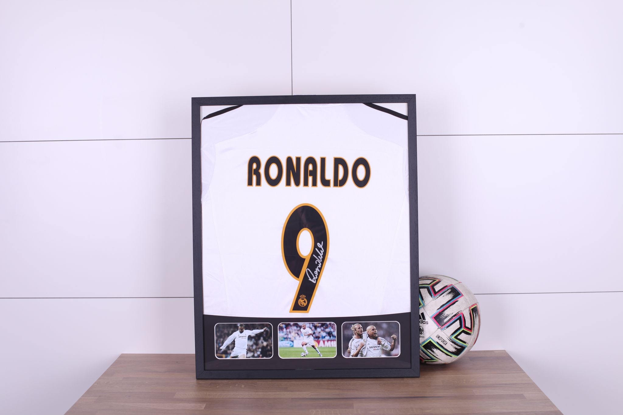 Ronaldo's FC Barcelona Signed Shirt - CharityStars