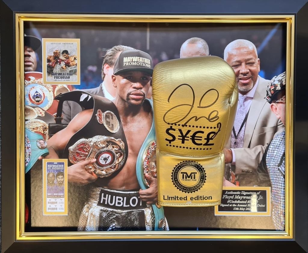 Floyd Mayweather signed boxing glove gold - GOAT authentic