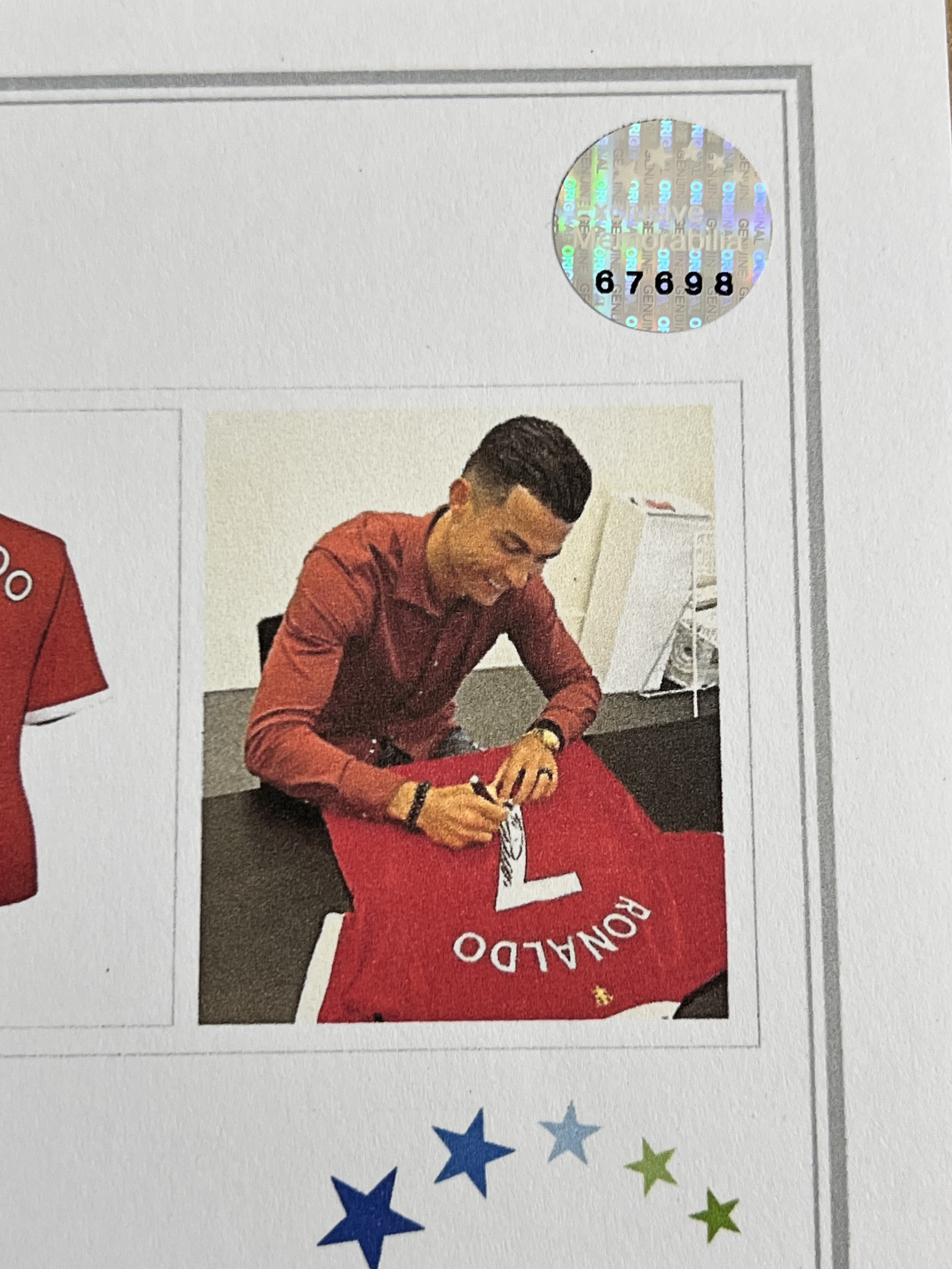 Cristiano Ronaldo's Manchester United 2021/22 Signed Shirt - CharityStars