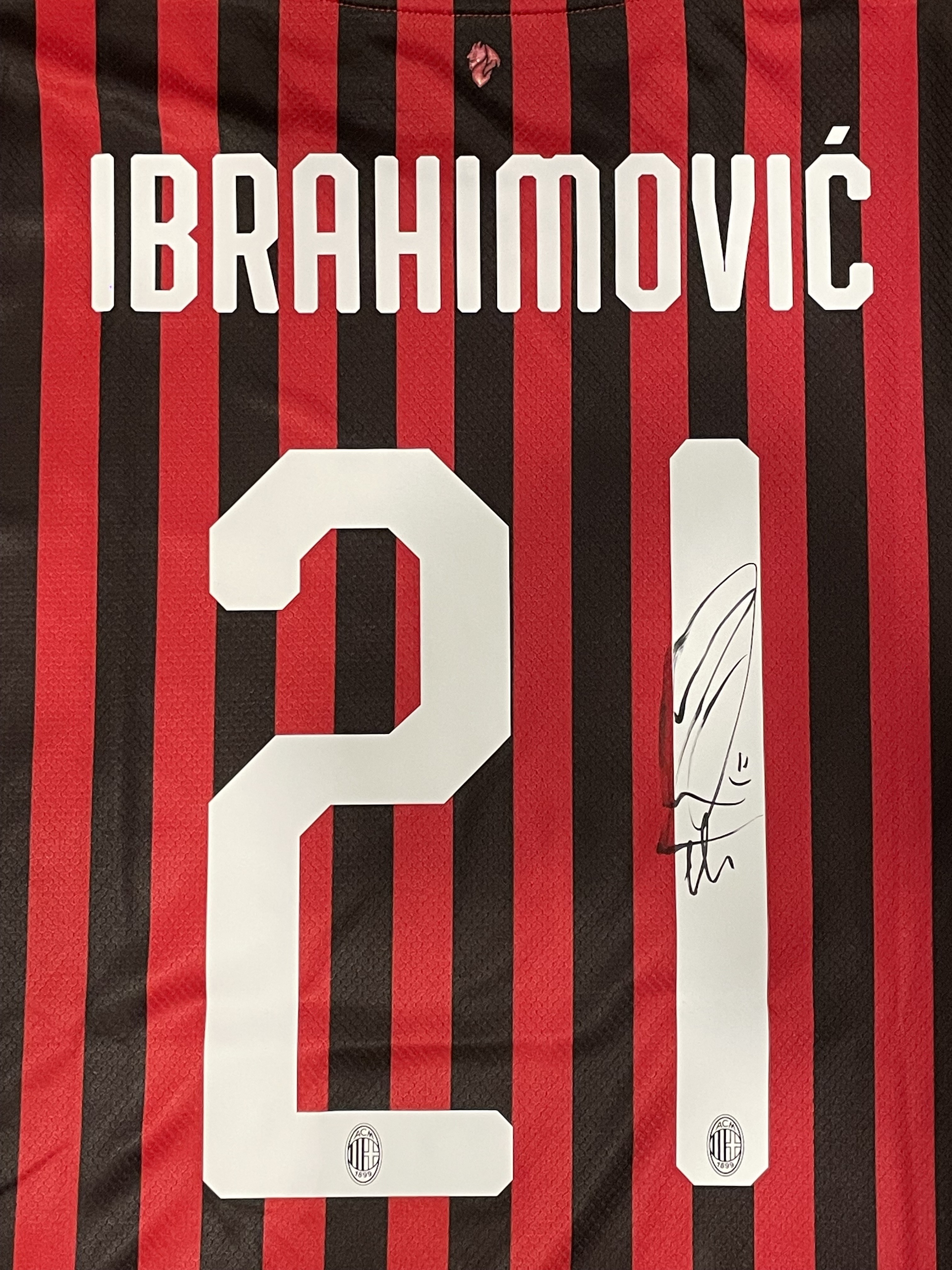 Zlatan Ibrahimovic AC Milan Signed Match Shirt, 2019/20 - CharityStars