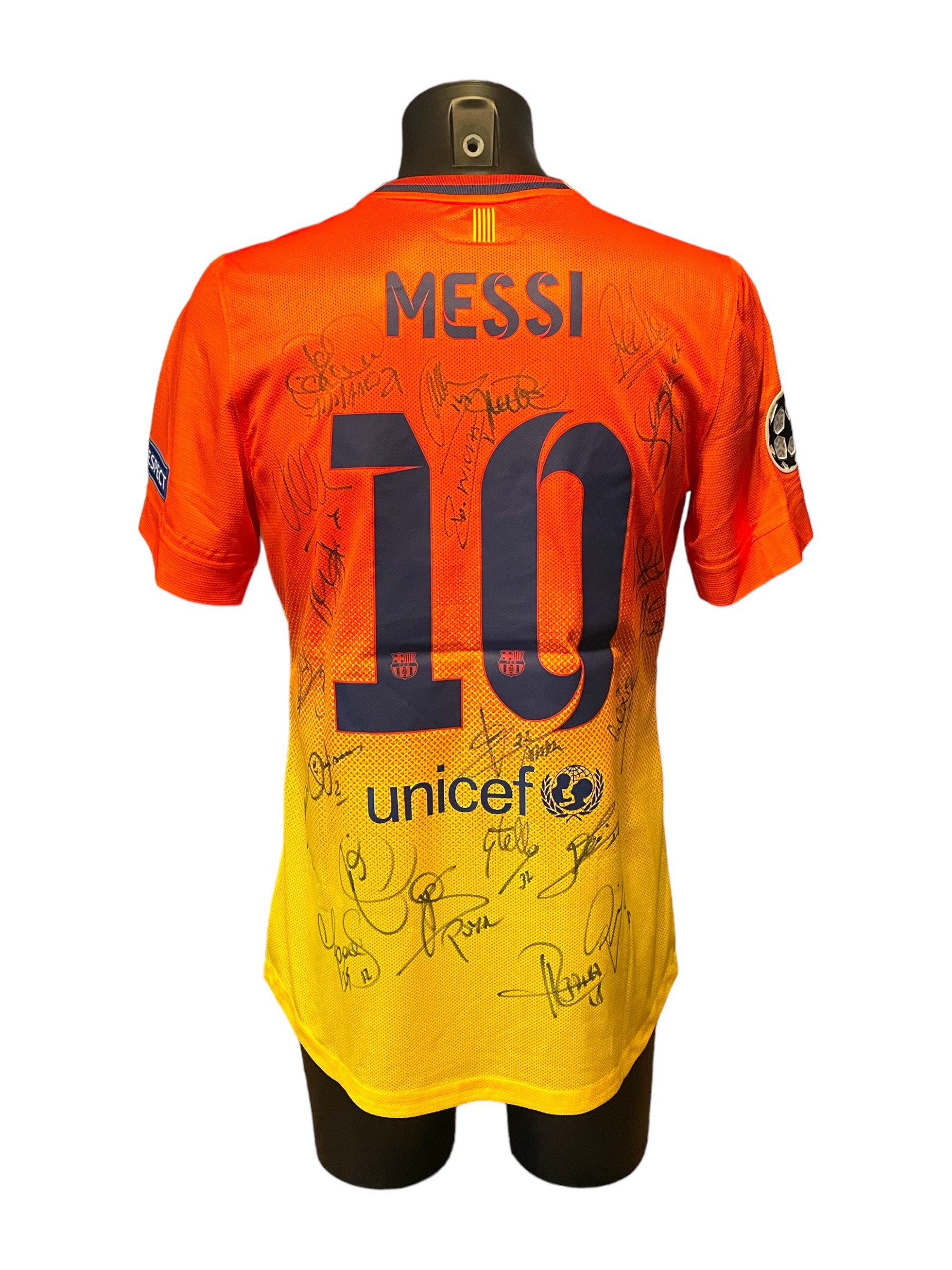 Lionel Messi Signed Nike Barcelona Jersey and 2022 World Cup 