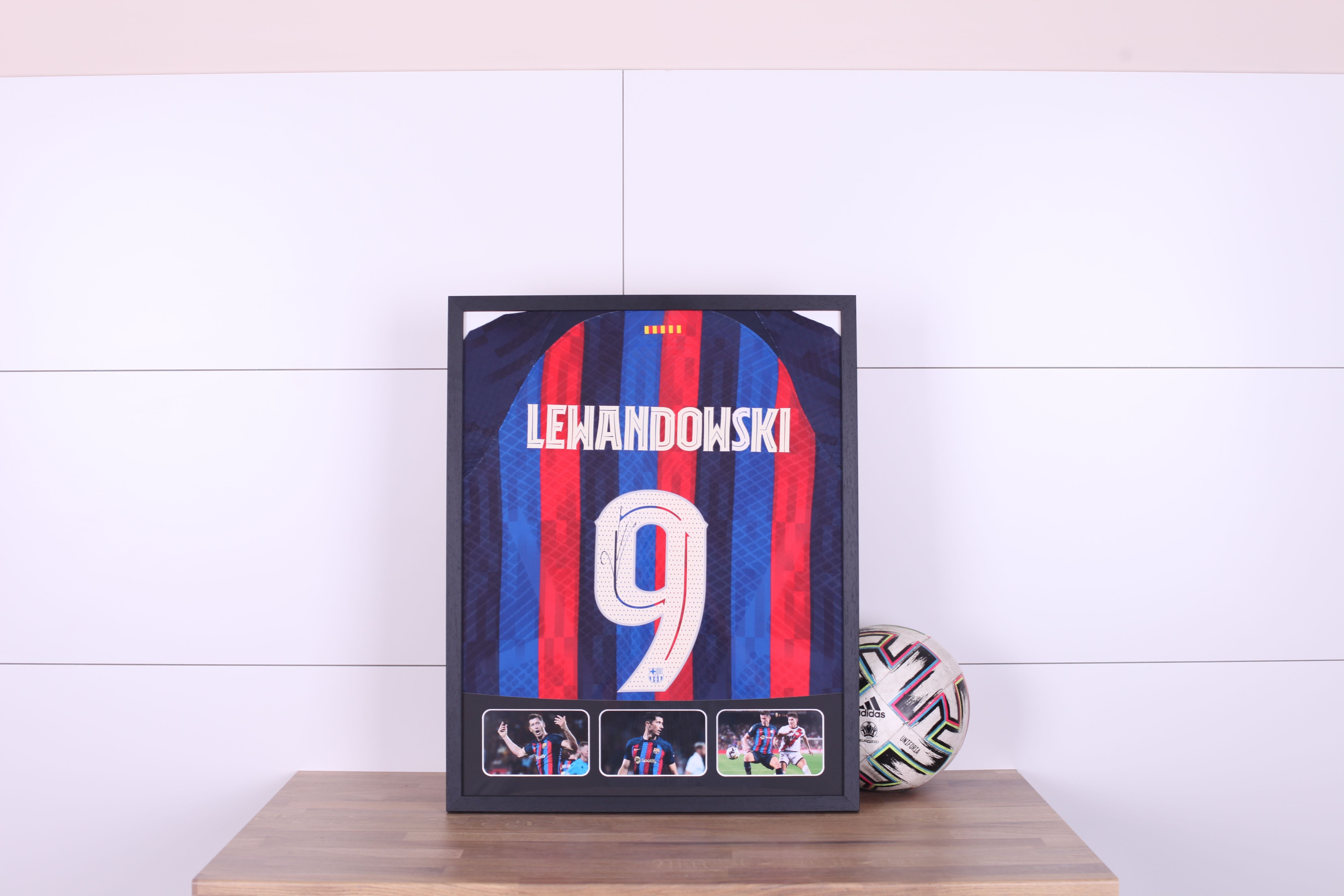 Lewandowski's FC Barcelona Signed Shirt - CharityStars