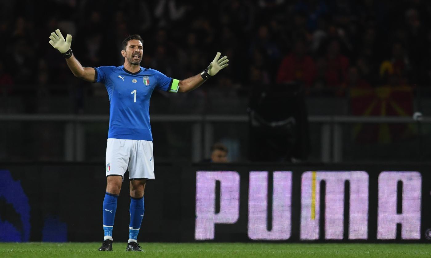 Buffon's Match Shirt, Italy-Macedonia 2017 - CharityStars