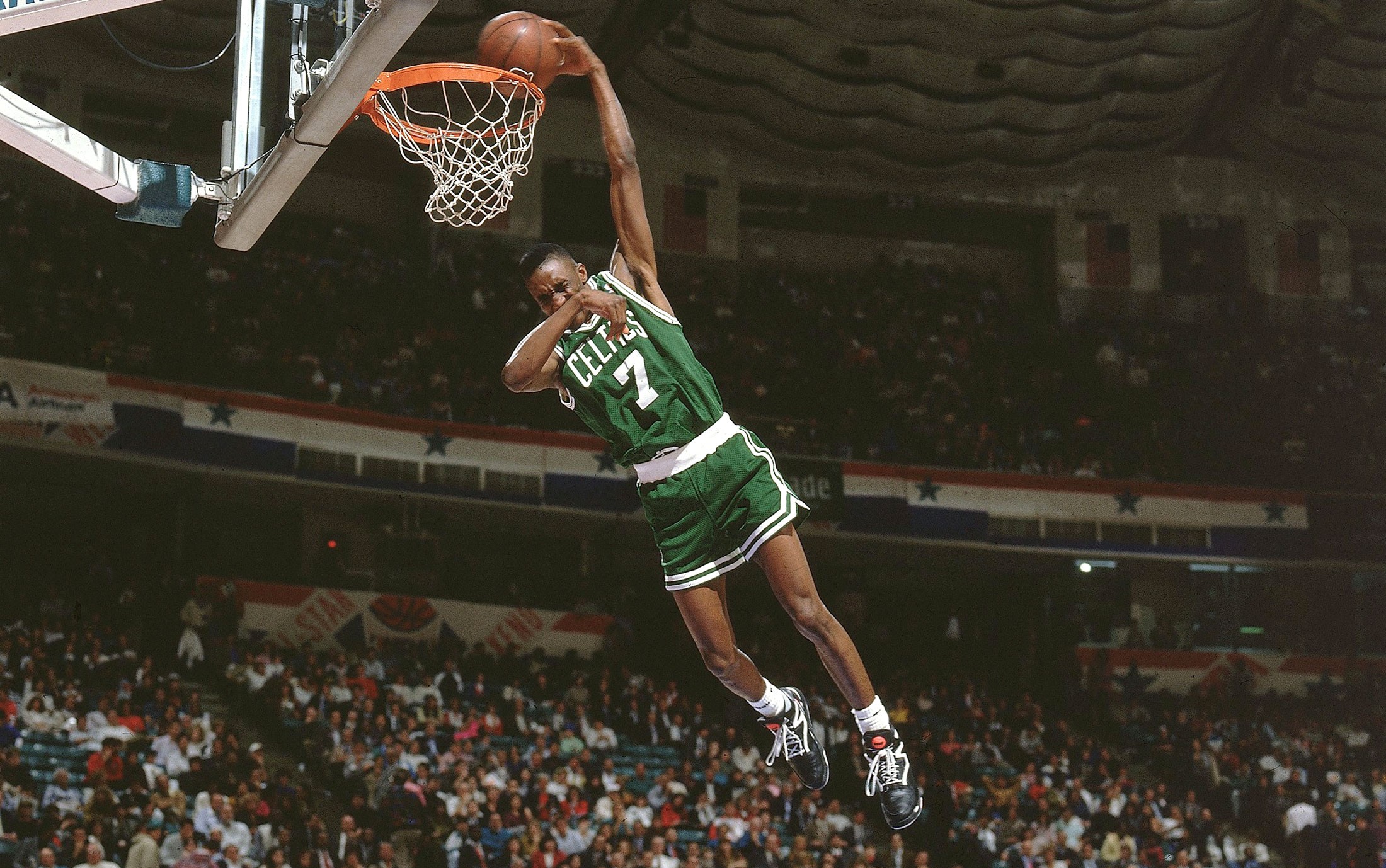 1990-91 Dee Brown Game Worn Signed Boston Celtics Jersey. , Lot #51433