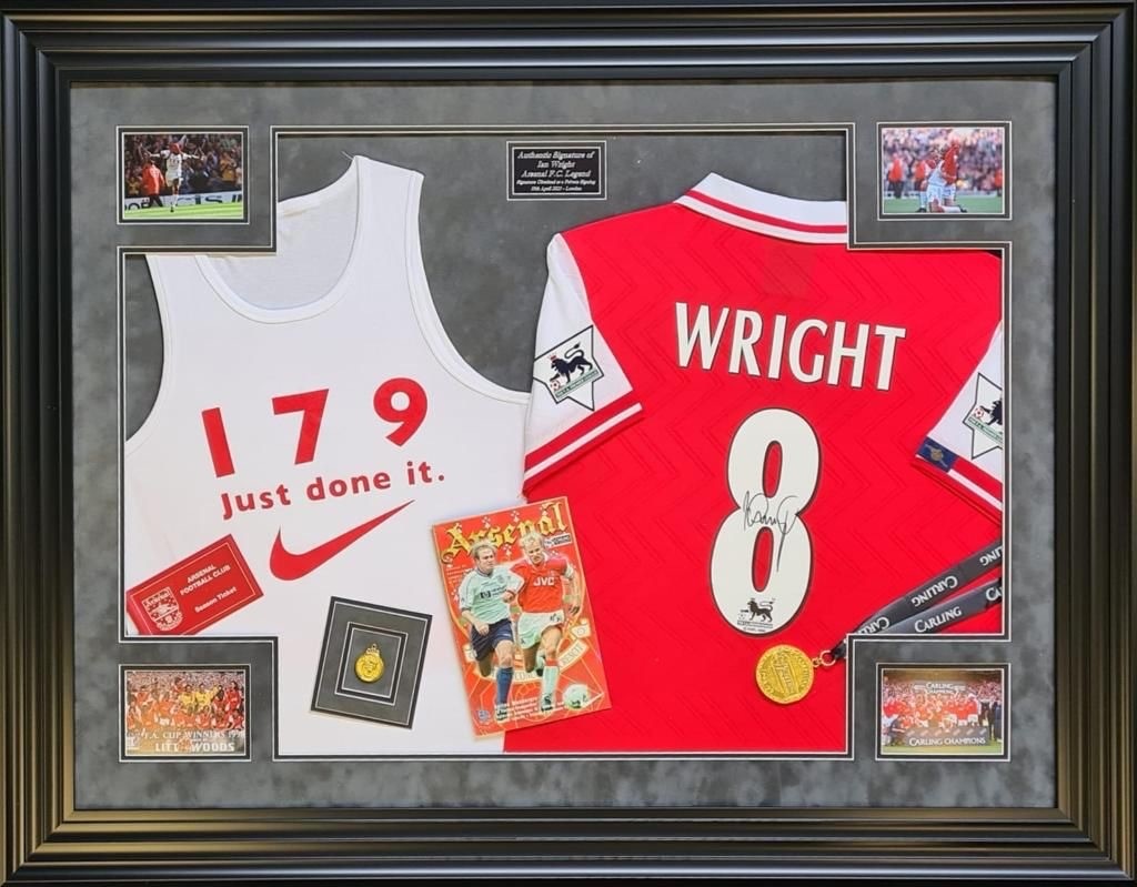 Oleksandr Zinchenko's Arsenal 2023/24 Signed Shirt - CharityStars