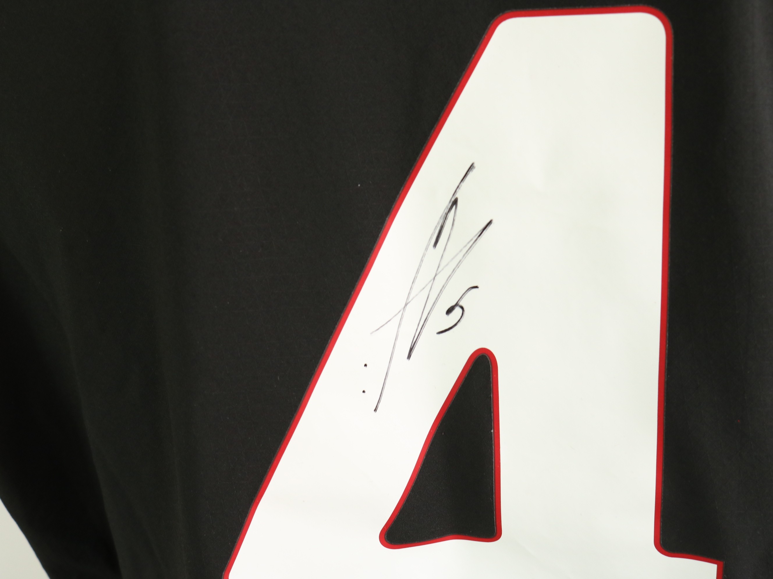 Wade's Official Miami Heat Signed Jersey - CharityStars