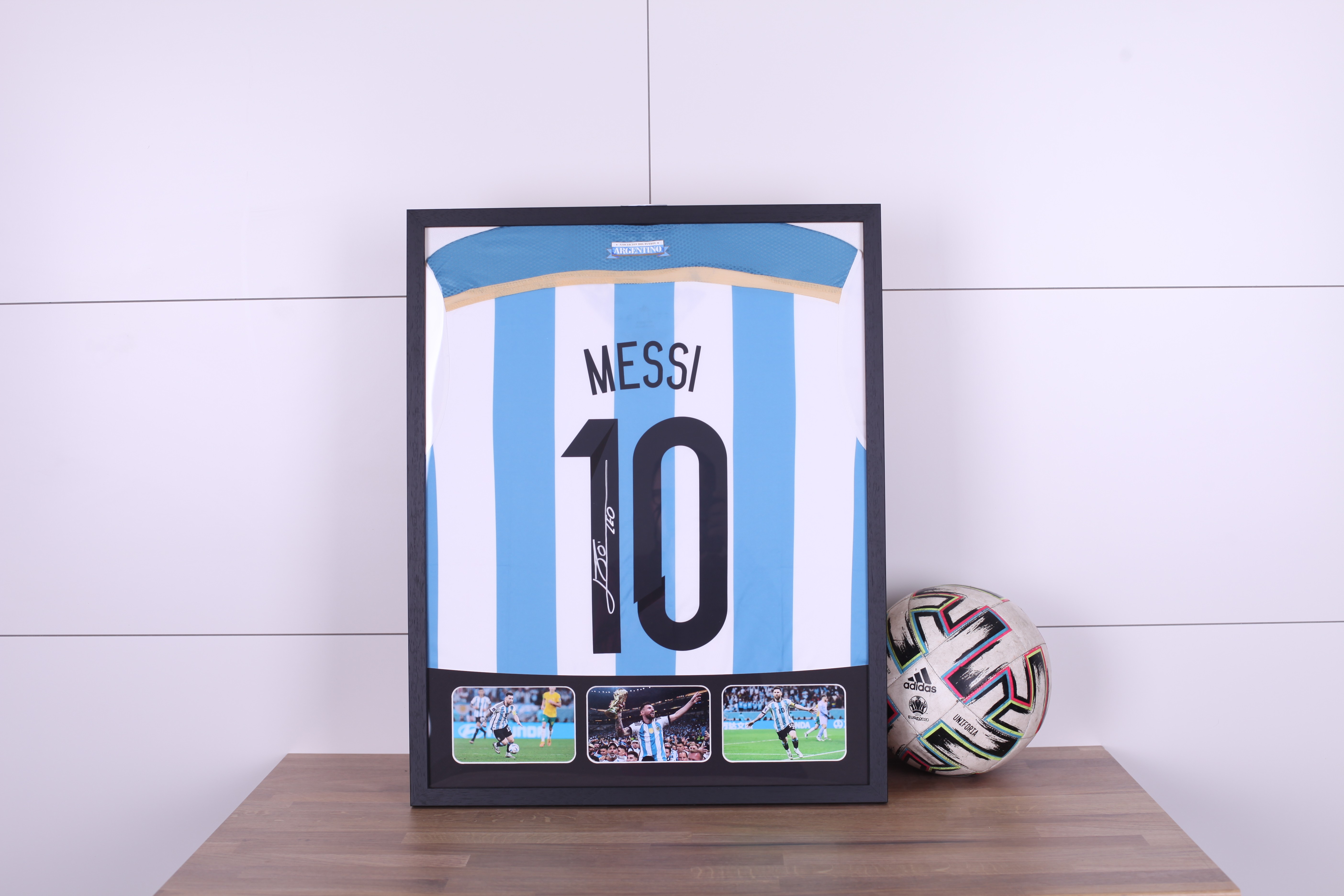 Framed messi hot sale shirt