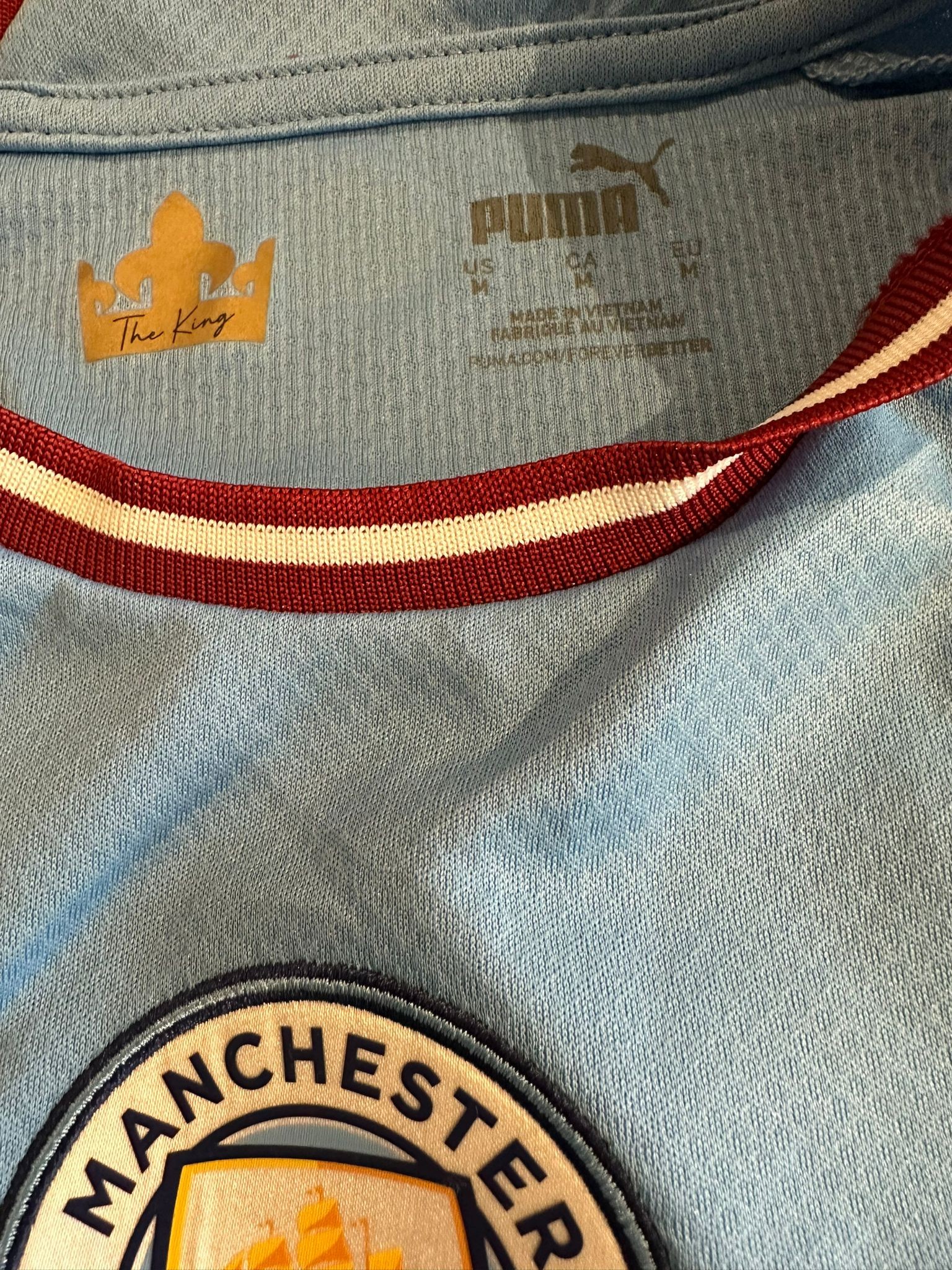 Julián Álvarez's Manchester City 2022/23 Signed Shirt - CharityStars