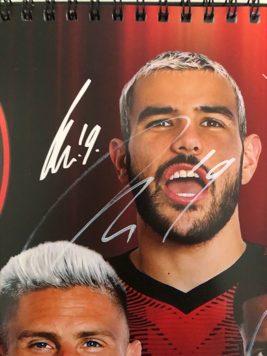 Calendario ufficiale Milan 2024 - Autografato dai giocatori - CharityStars