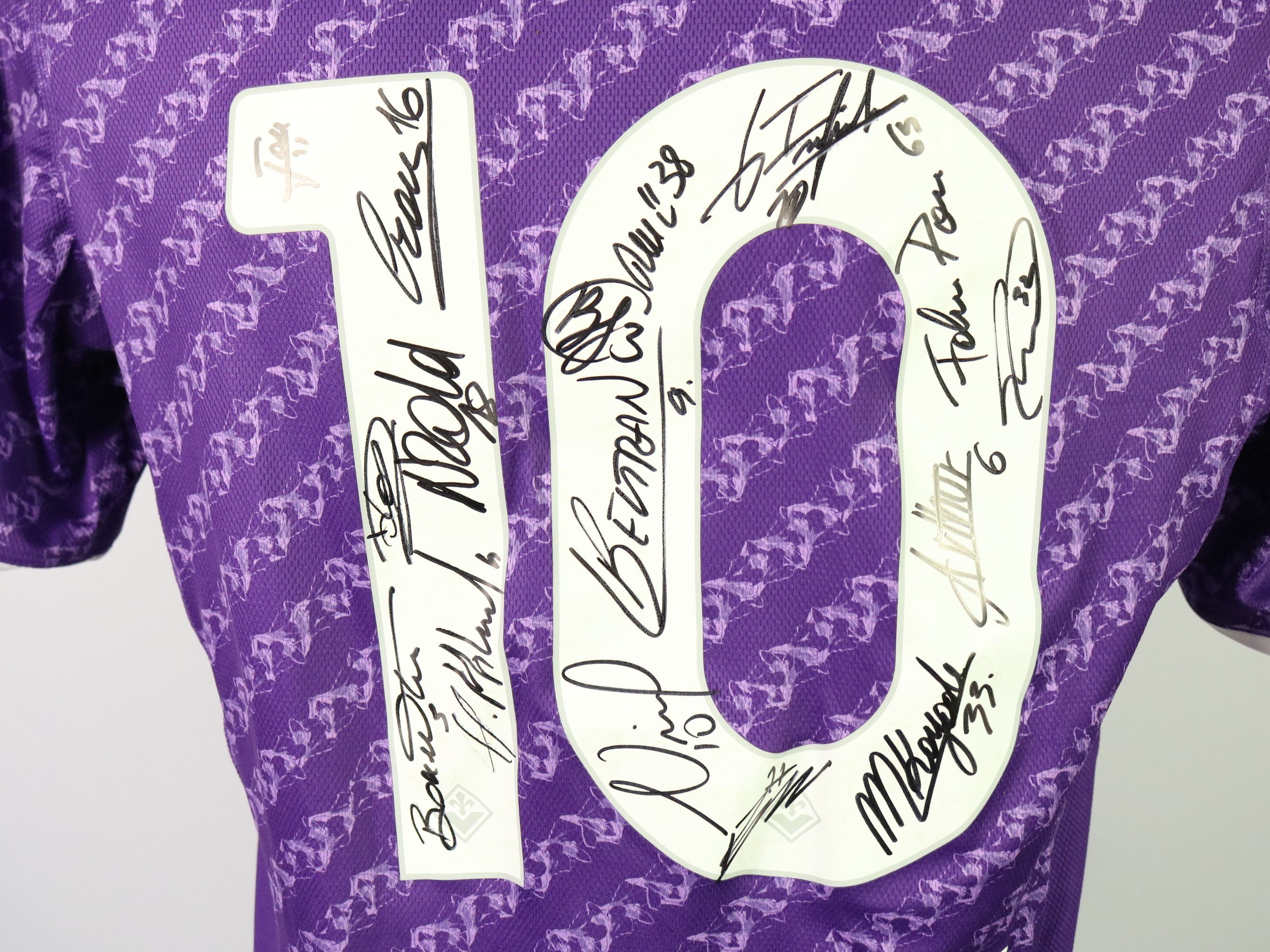 Nico Gonzalez's Match Shirt, Fiorentina vs Bologna 2023 - Signed