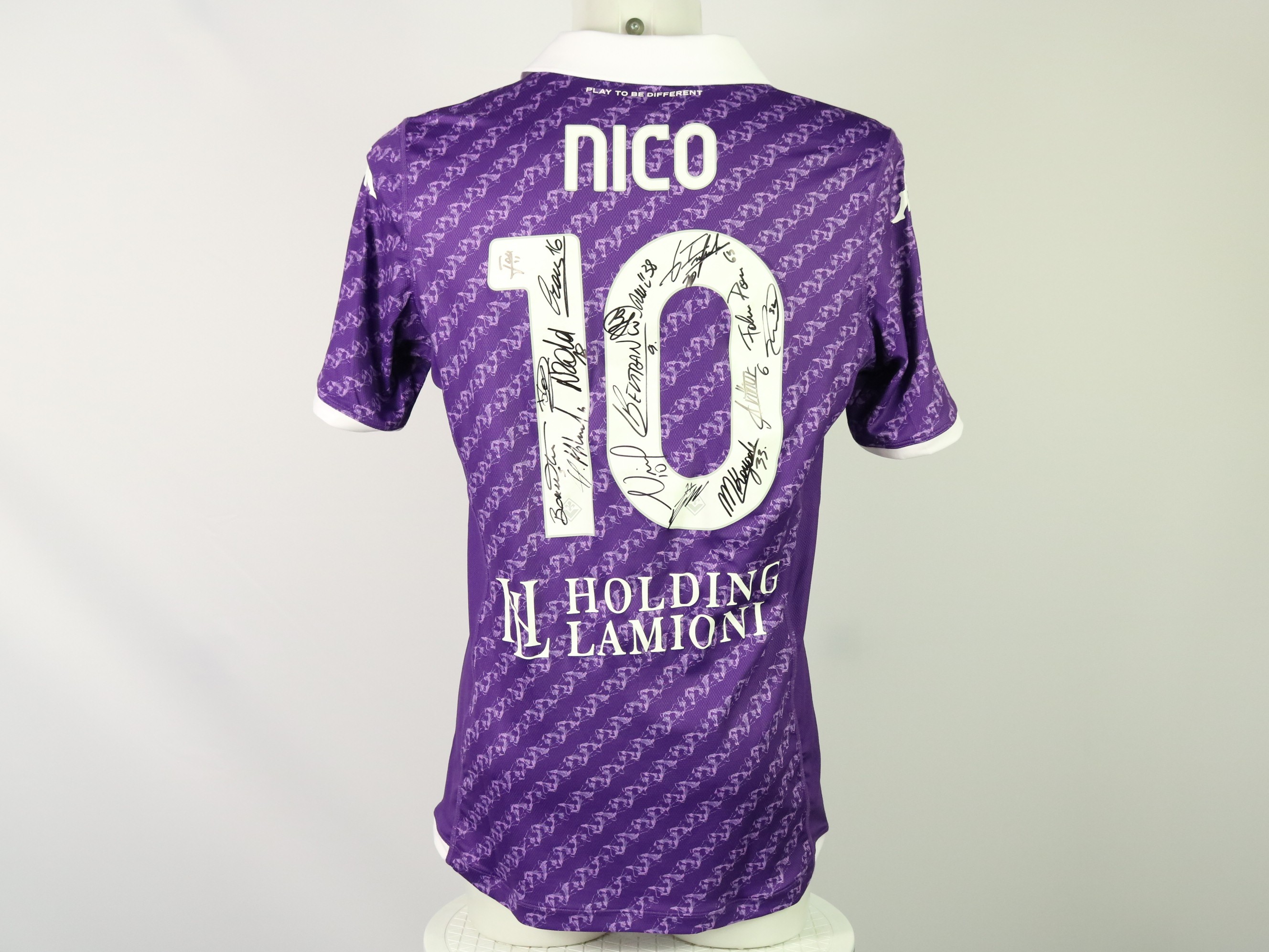 Nico Gonzalez's Match Shirt, Fiorentina vs Bologna 2023 - Signed