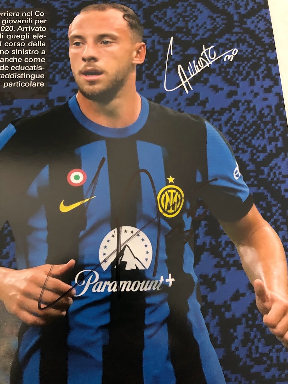 Calendario ufficiale Inter 2024 - Autografato dai giocatori - CharityStars