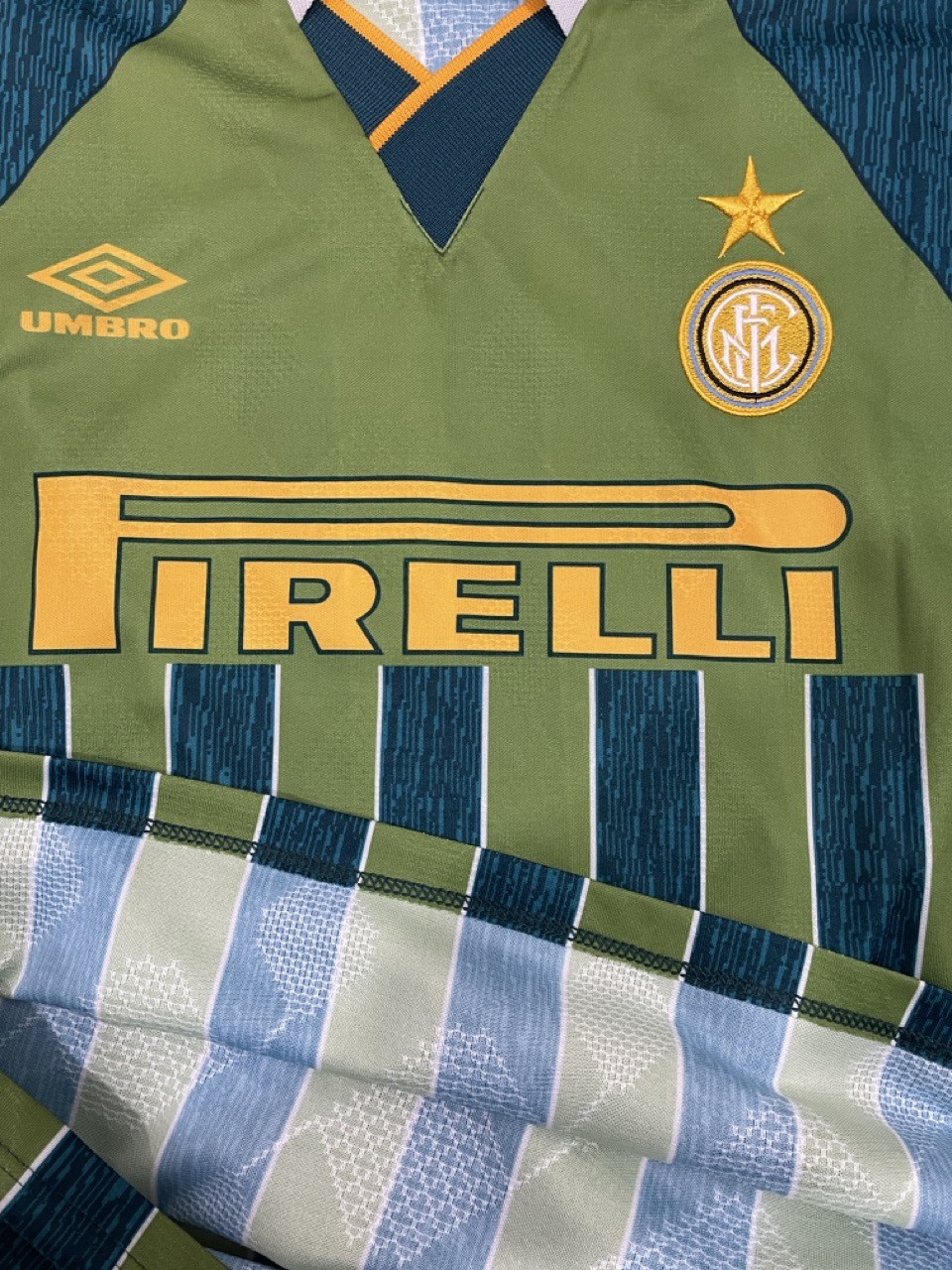 Camisa Inter de Milao / Internazionale 1995-1996 Roberto Carlos 6
