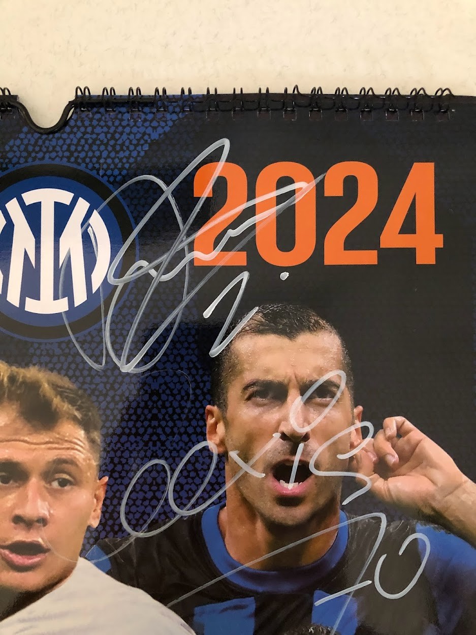 Calendario ufficiale Inter 2024 - Autografato dai giocatori - CharityStars