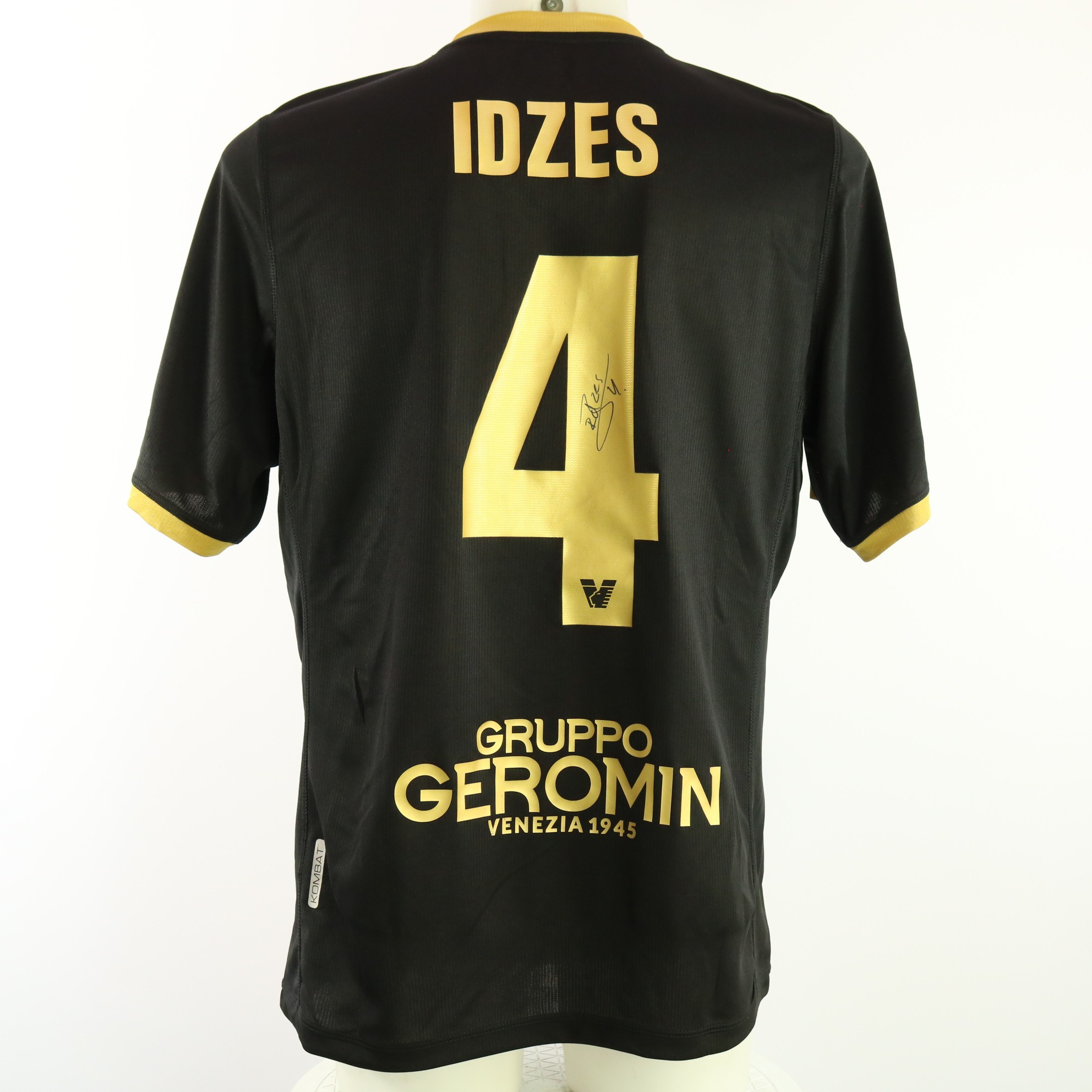 Sulemana's Unwashed Signed Shirt, Cagliari vs Lecce 2024 "Sa Die de sa Sardigna&quot