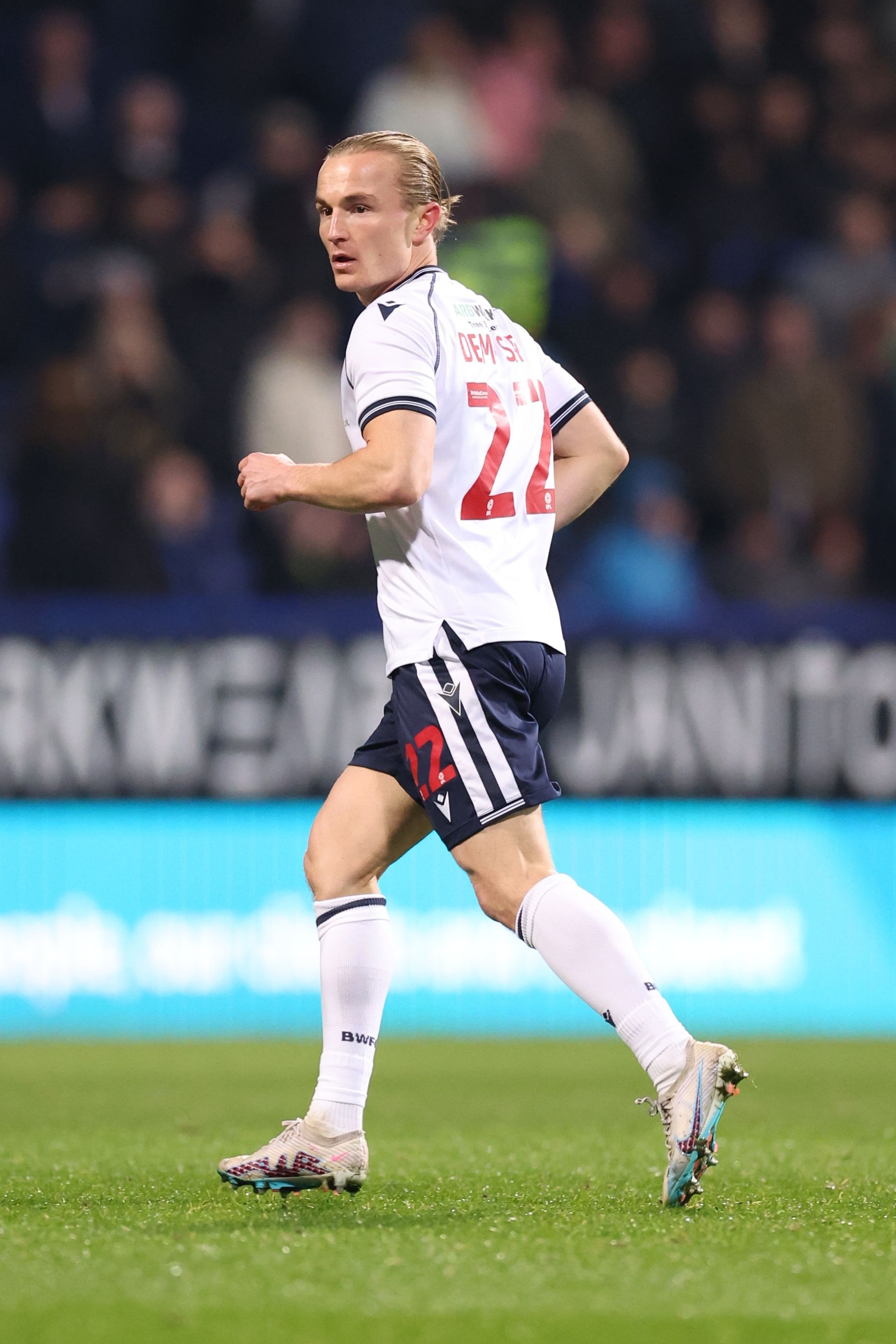 Kyle Dempsey Match Worn and Signed Boot - CharityStars