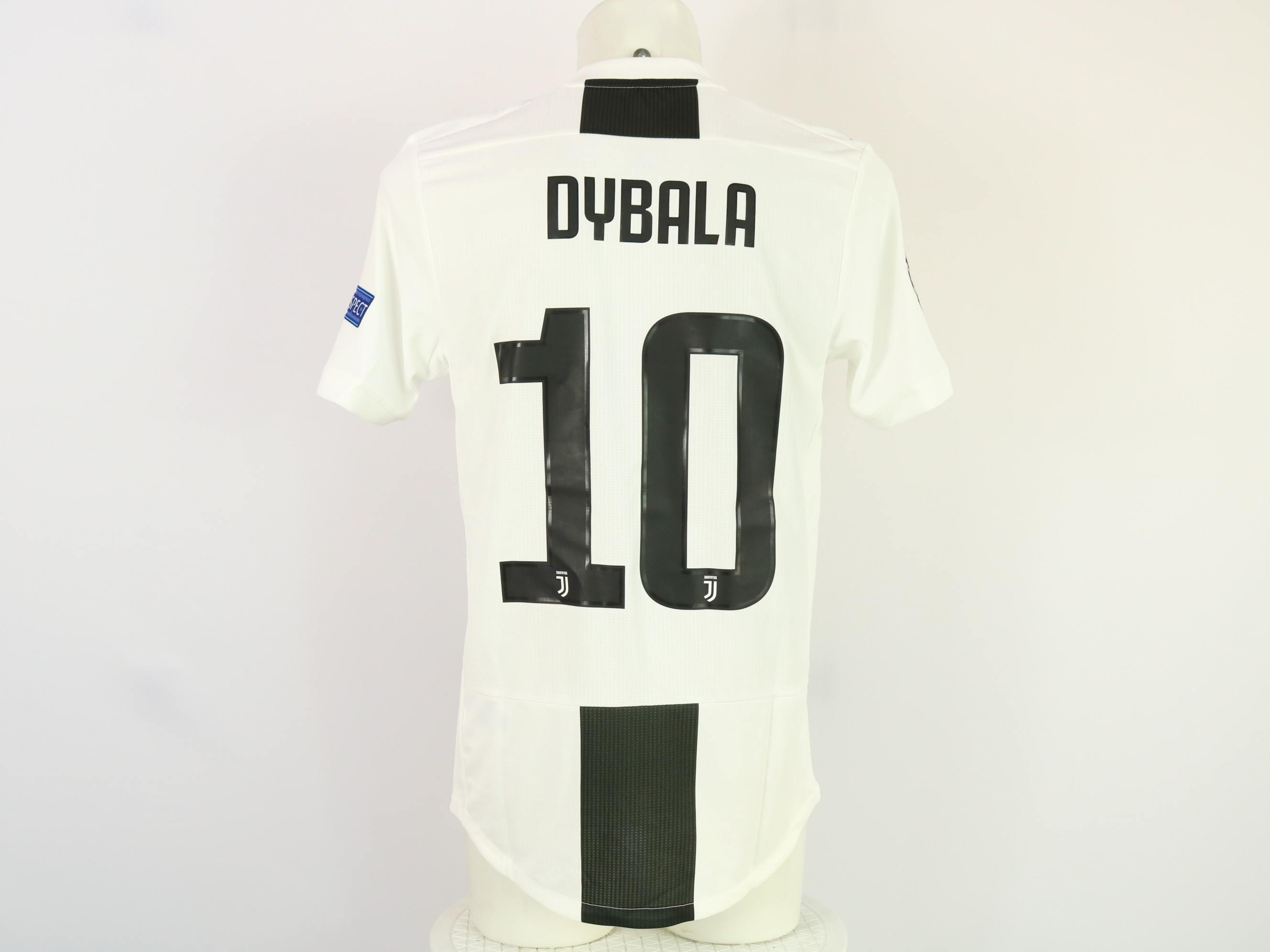 Dybala's Juventus Match Shirt, 2018/19 - CharityStars