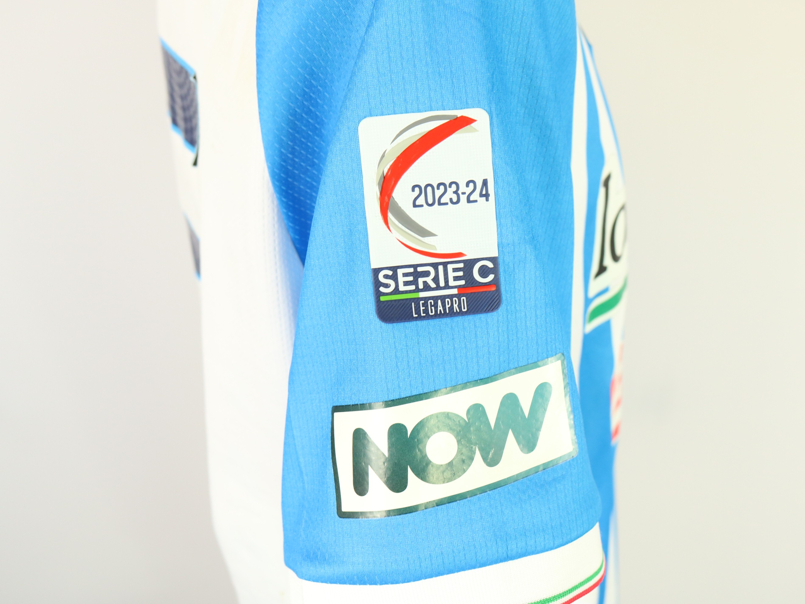 MAILLOT FOOT PORTÉ Olympique Lyonnais Match Worn Shirt Lyon Lukeba Bleuet OL EUR 150,00 - FR