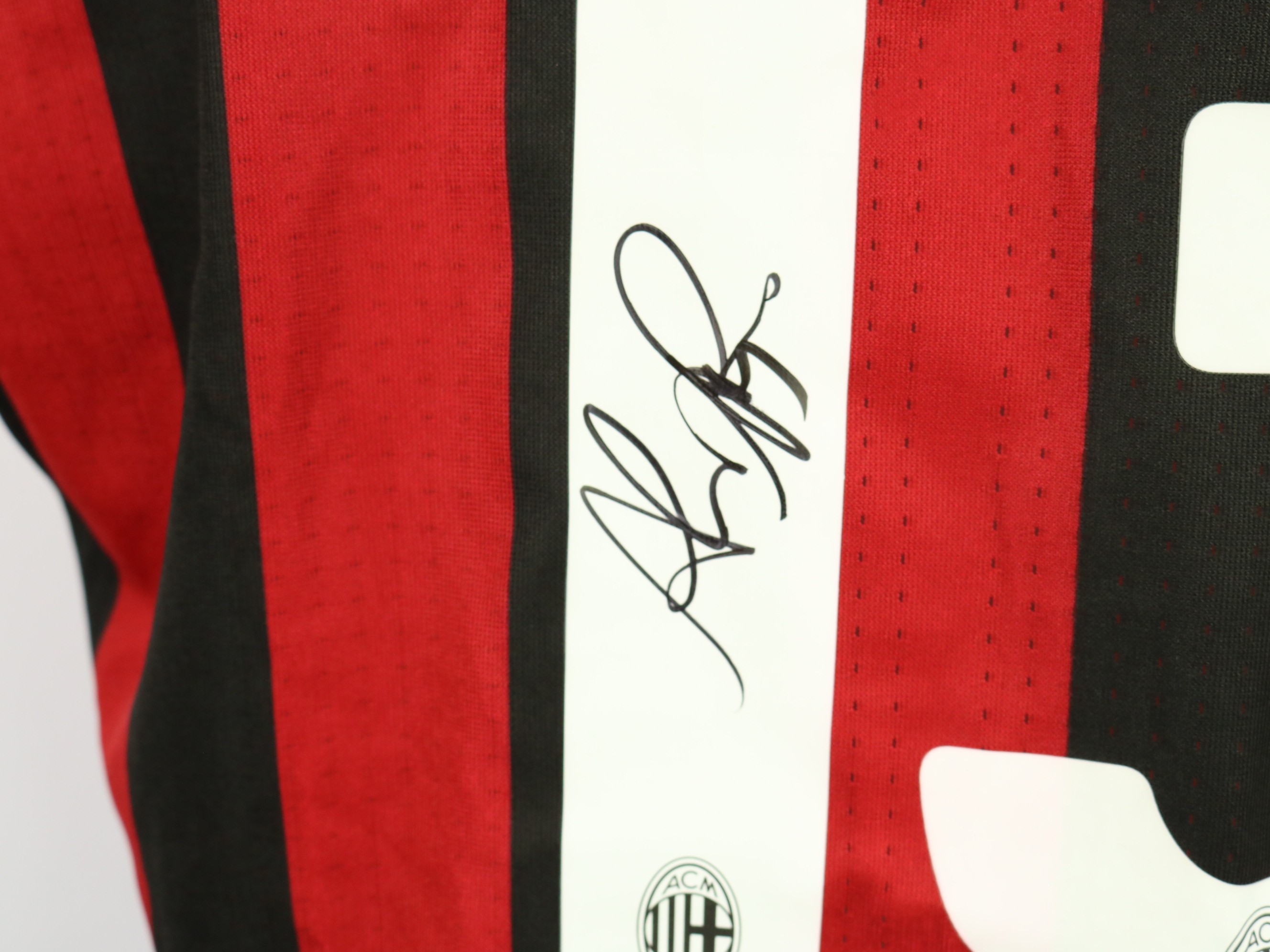 Romagnoli Official AC Milan Signed Shirt, 2017/18 - CharityStars