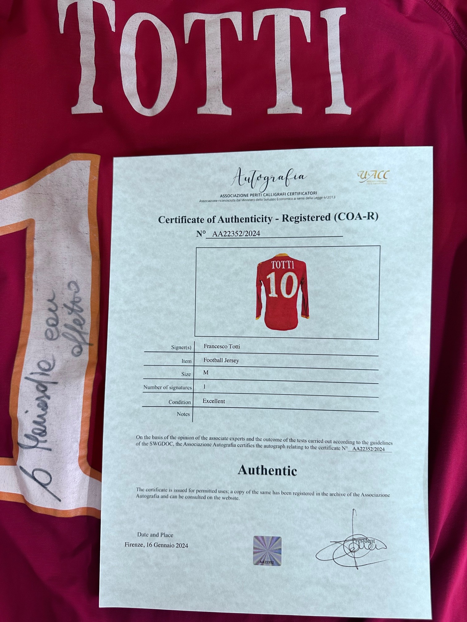 Totti's Signed Match-Issued Shirt, Roma 2009/10 - CharityStars