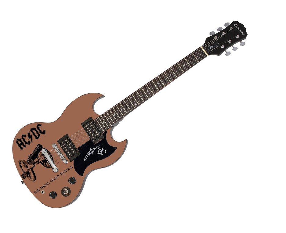 Chitarra Epiphone SG personalizzata firmata da Angus Young degli AC/DC ...