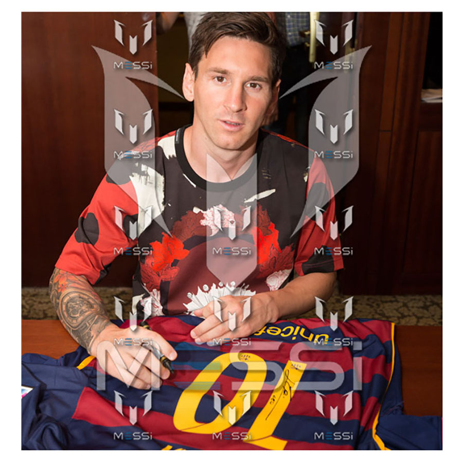 Lionel Messi Signed 2015-16 FC Barcelona Framed Shirt