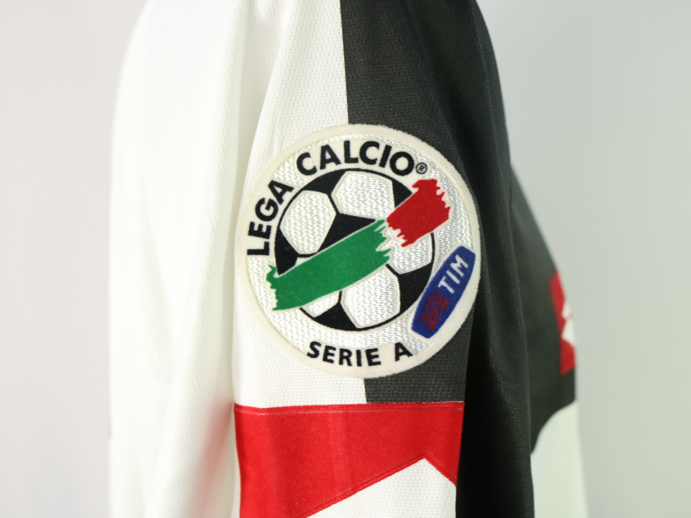 Chiesa's Siena Issued Shirt, 2004/05 - CharityStars