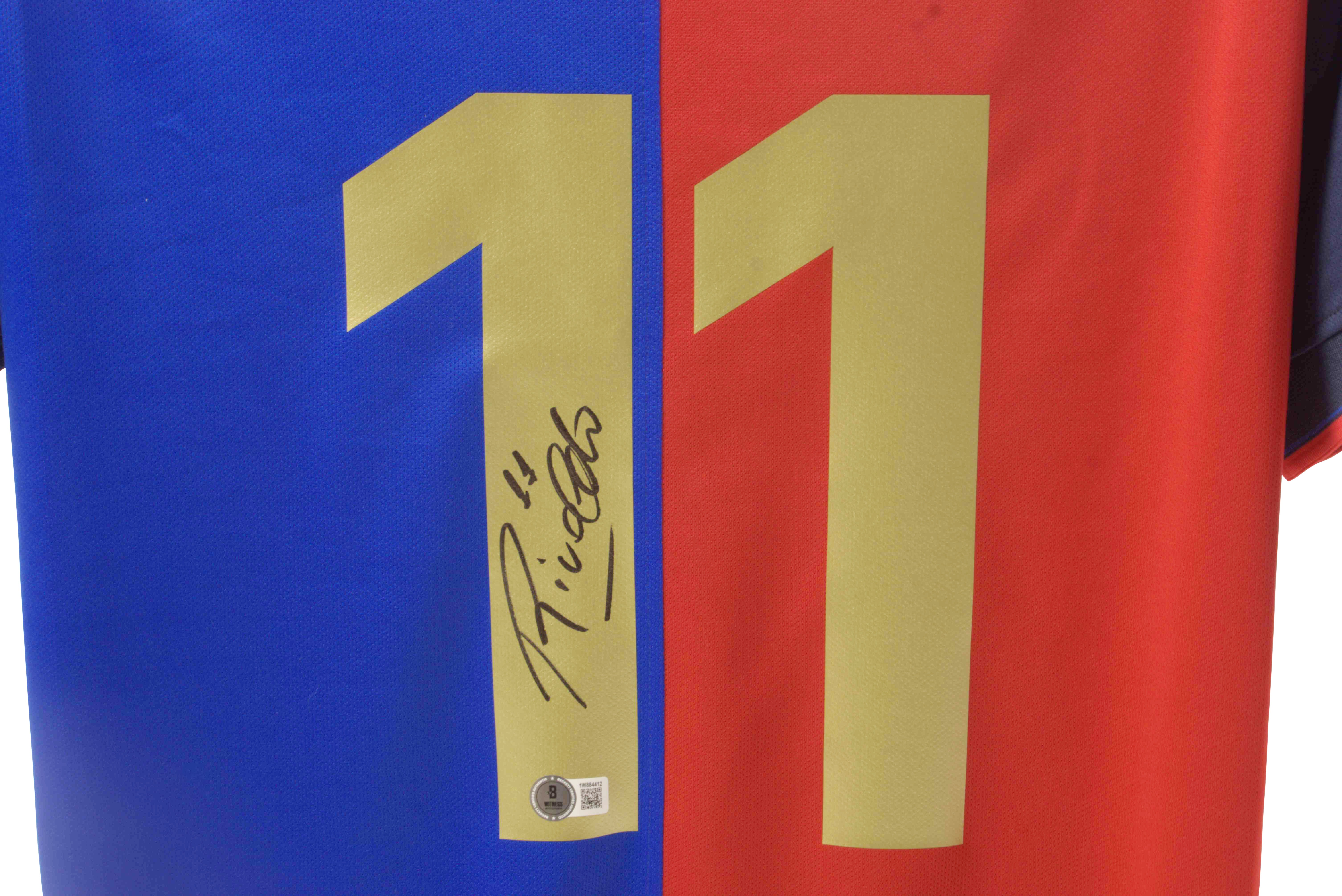 Rivaldo's Barcelona Signed Replica Shirt - CharityStars
