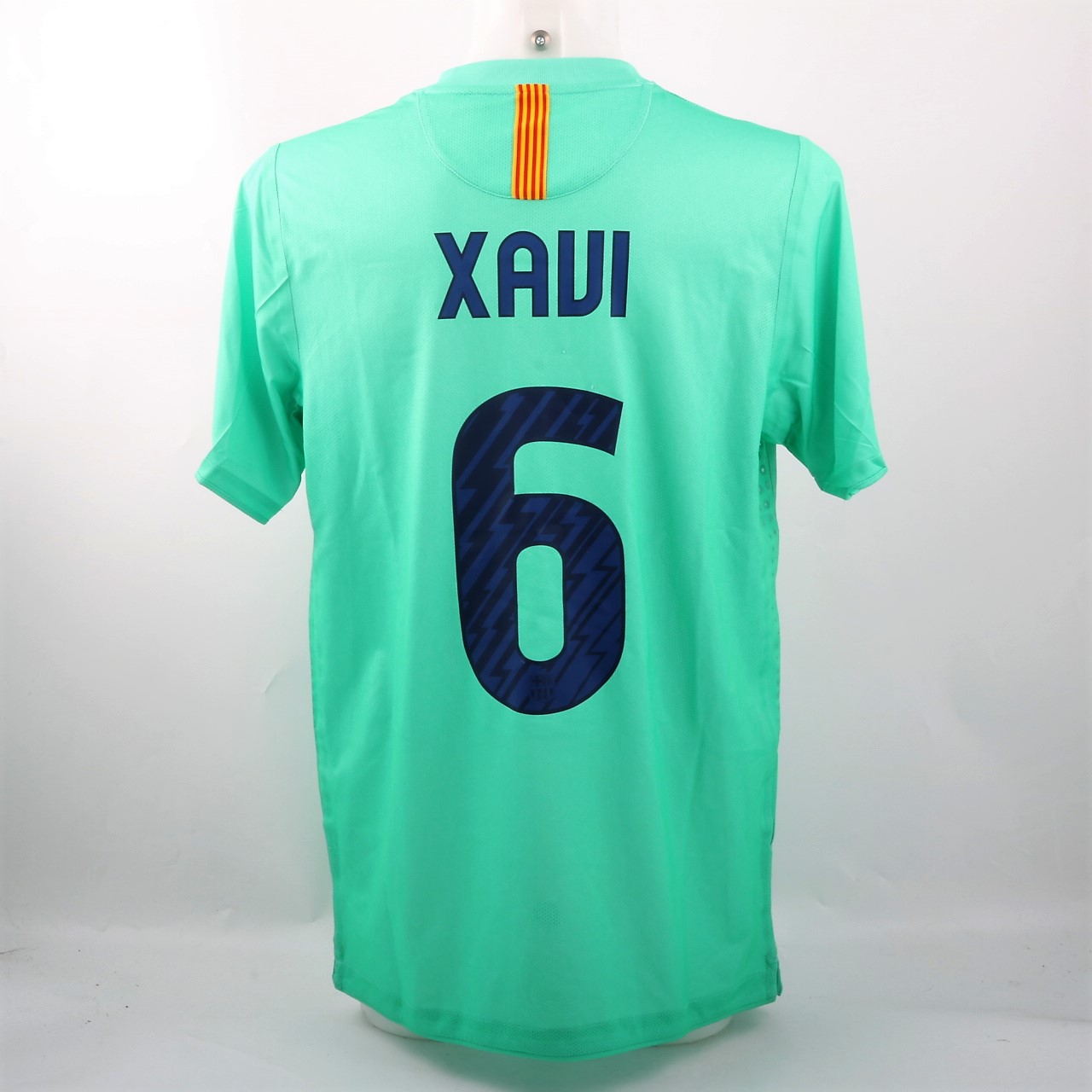 Kevin De Bruyne Signed Manchester City 2014-15 Home Shirt With Fan Style  Numbers - CharityStars