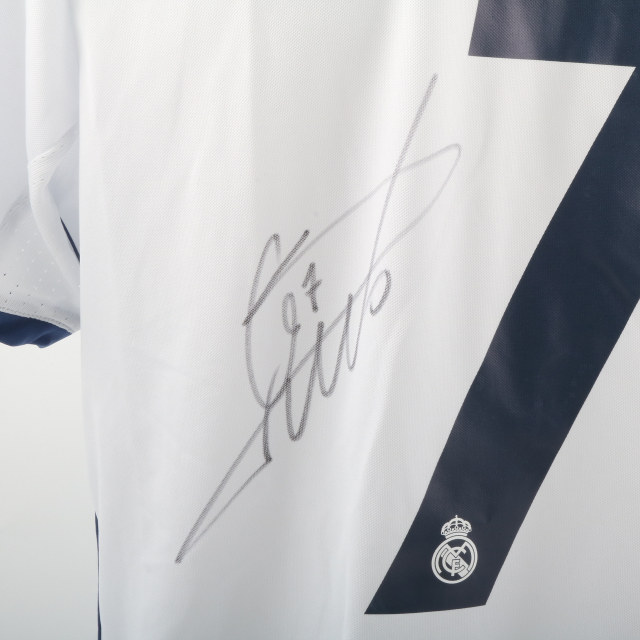 Cristiano Ronaldo Signed Replica Real Madrid 2016/17 Home Shirt 26284